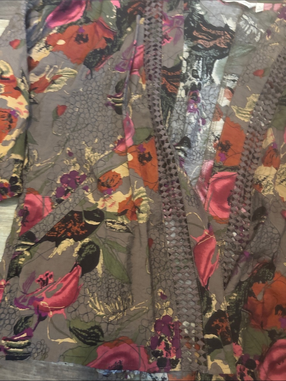 Soft Surroundings Overshirt Open Kimono Sleeve Floral Crinkle Fabric Size small - Picture 4 of 4